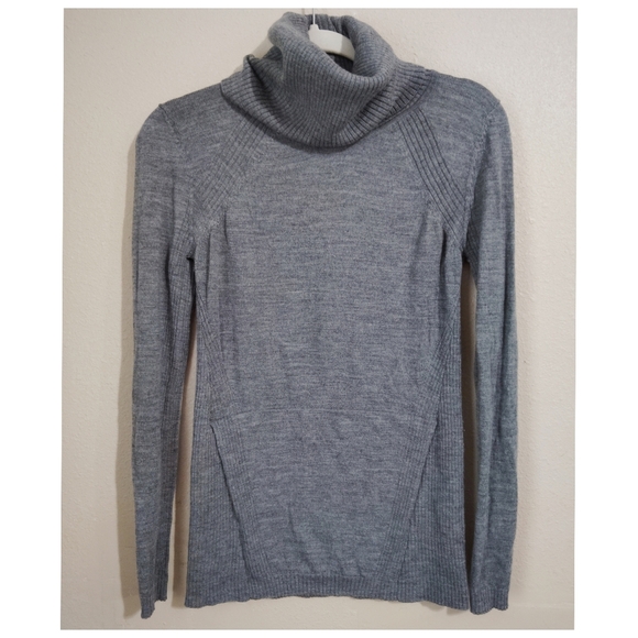 Lululemon Sweat And Savasana Merino Wool Grey Cozy Sweater Cabincore Size 4 - Picture 2 of 4